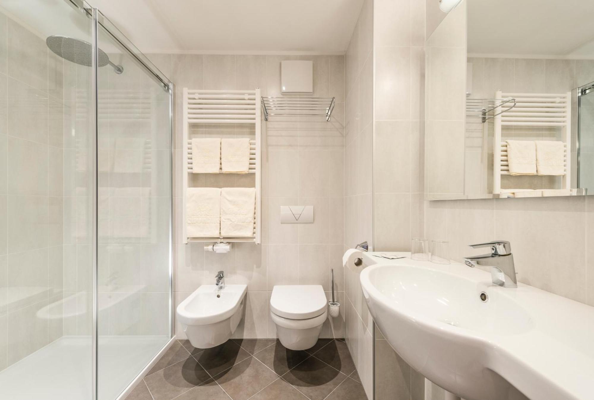 Hotel Schoenblick Maranza Chambre photo